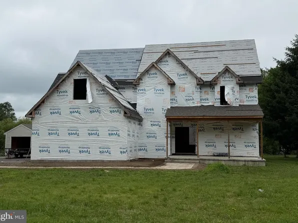55 Basin Rd, Hamilton, NJ 08619