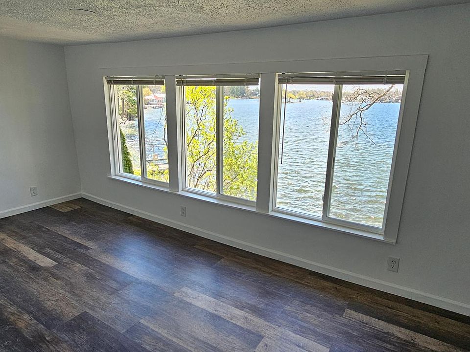 Large Living Room 10X20