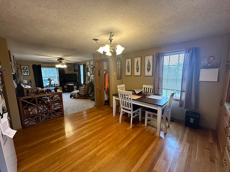 1 Rennie Dr #1 — Photo 3
