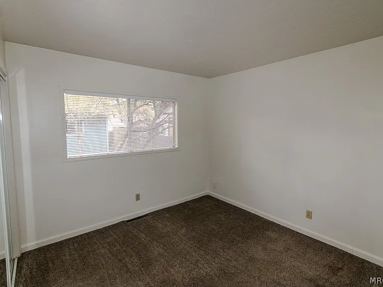 518 Orange Ave — Photo 15