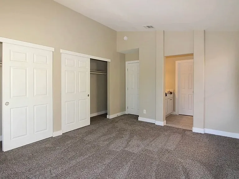2314 Underpar Cir — Photo 6