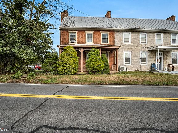 2nd image of 2143 Newville Rd