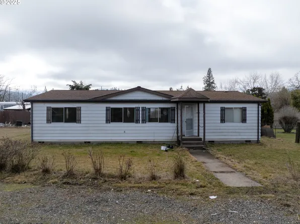 3673 Mud Alley Dr, Hood River, OR 97031