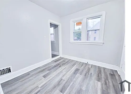 4321 Storer Ave — Photo 9