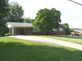 901 Colonial Dr, Collinsville, VA 24078