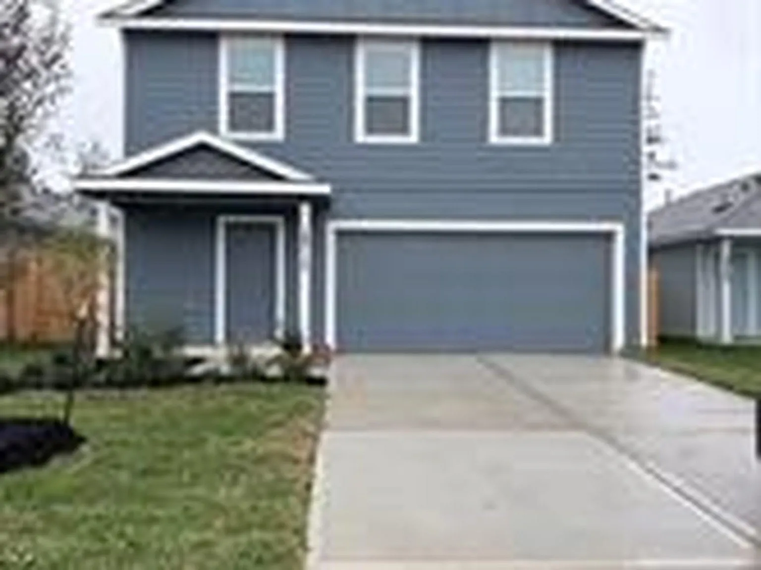 4 bed, 2.5 bath, 1954 sqft, $1,950 — Photo 1