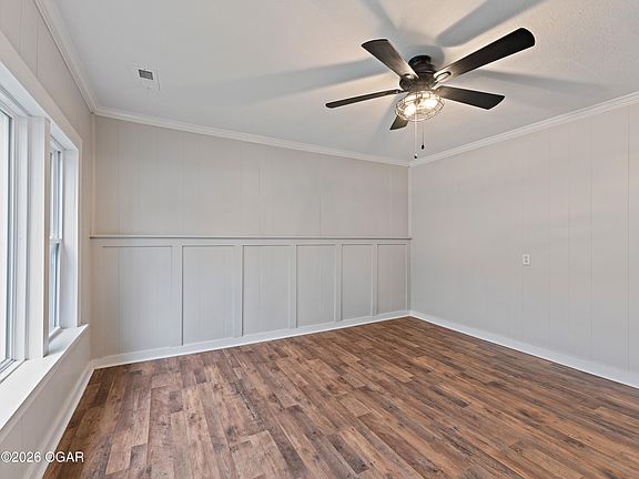 3rd image of 217 S Hall St
