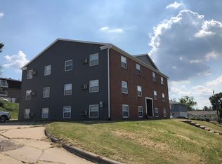 135 20th Ave SW APT C1, Cedar Rapids, IA 52404