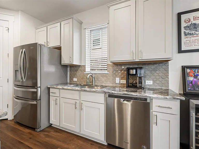 8204A Prairie Rye Dr — Photo 11
