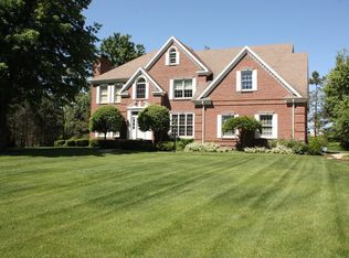 51435 Hidden Pines Ct, Granger, IN