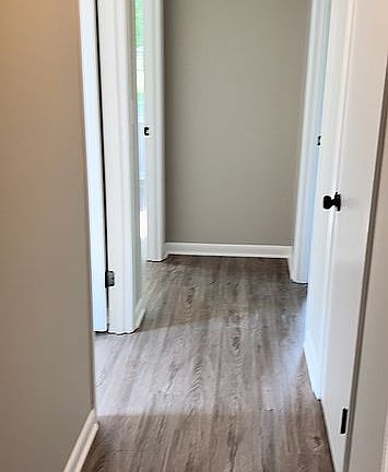 4th image of 3411 Buck Dr