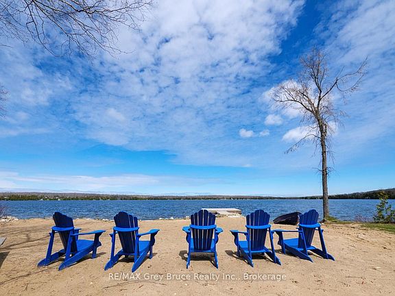 2nd image of 280 Tammys Cove Rd