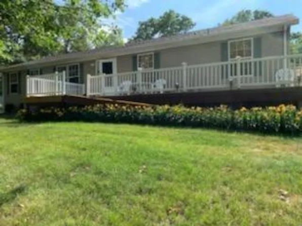 10176 Crane Ct, Wheatfield, IN 46392