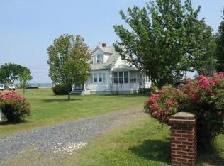 16390 Ball Point Rd, Piney Point, MD 20674