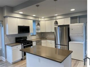 536 Walnut Ln APT 2, Philadelphia, PA 19128