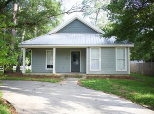 2508 Havard Rd, Ocean Springs, MS 39564