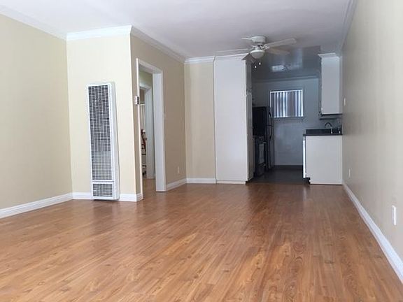 2nd image of 721 Edgewood St