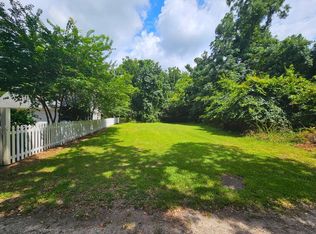 310 Drayton St, Mc Clellanville, SC 29458