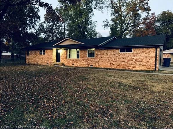 1716 N 52nd St, Fort Smith, AR 72904