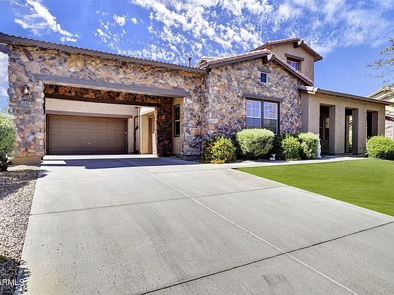 2nd image of 30278 N 125th Dr