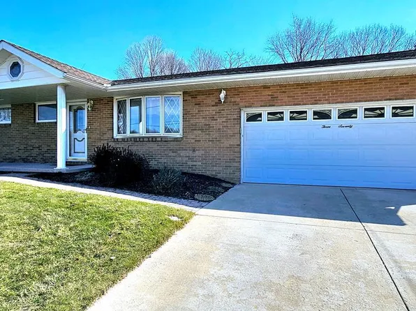 370 Thomas Ln, Johnstown, PA 15909