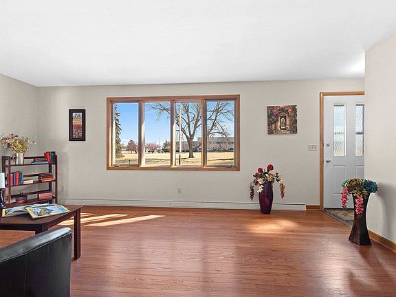 4th image of 2105 N Ballard Rd