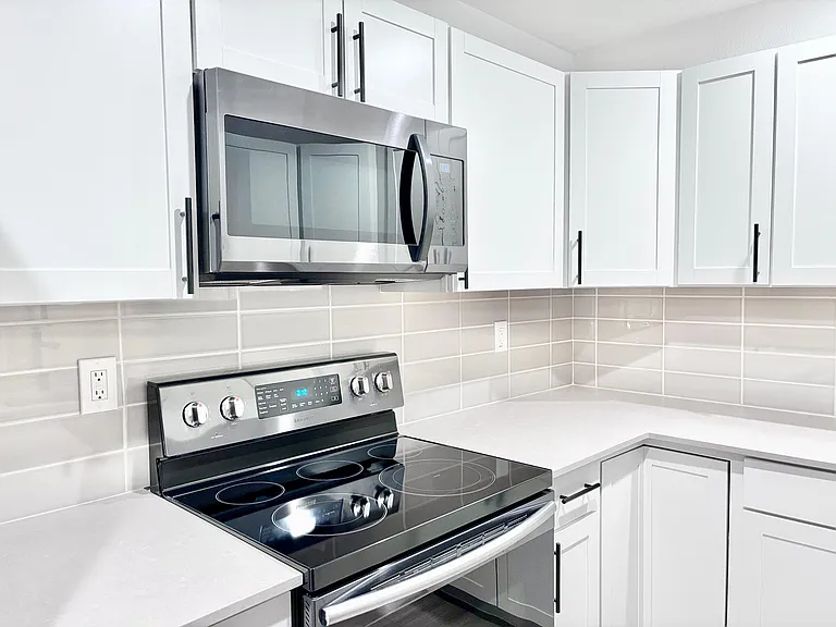 6810 E Avalon Dr #2 — Photo 15