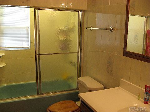 5th image of 3000-14 Stevens St