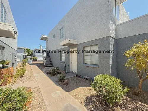 2625 W Ocotillo Rd #2 Photo 1