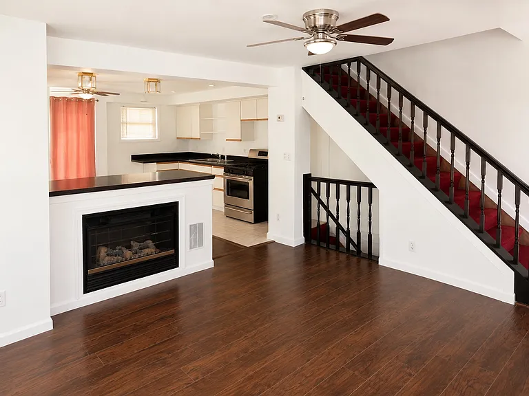4210 Morrison Ct — Photo 4