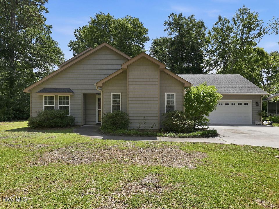 1st image of 216 Lord Granville Drive
