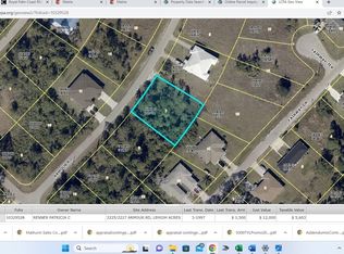 2225-2227 Armour Rd, Lehigh Acres, FL 33973