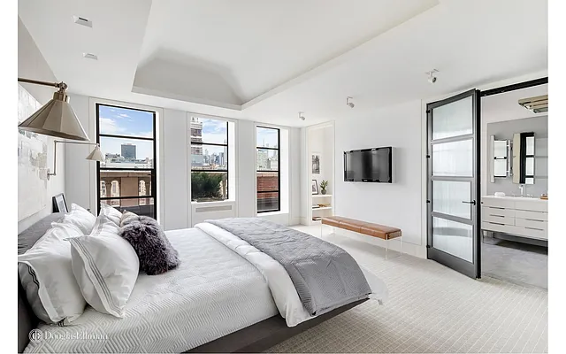 Sold by Douglas Elliman | media 26