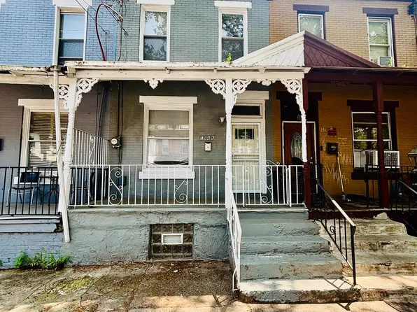 1946 Dennie St, Philadelphia, PA 19140