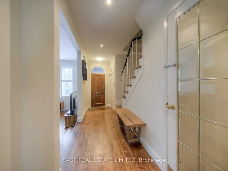 230 Balliol St #MAIN — Photo 4