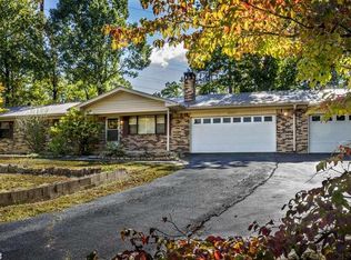 2633 Ouachita Cir, Mena, AR 71953