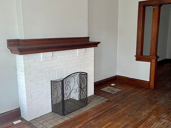 5th image of 1111-1113 S Champion Ave #1111