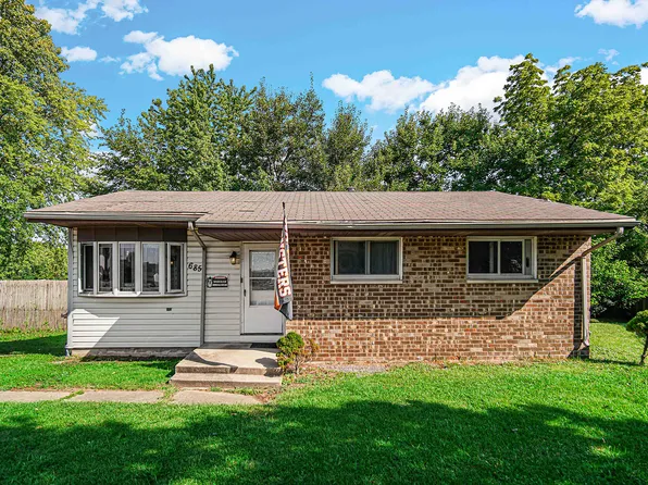 685 E Broadview Dr, Kankakee, IL 60901