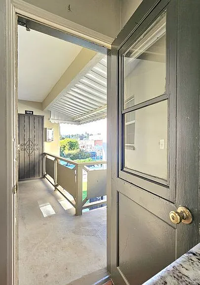 1020 S Norton Ave #1020B — Photo 19