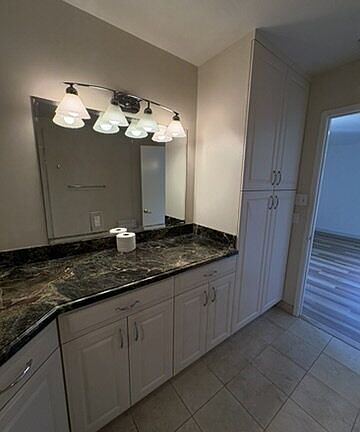 3rd image of 855 15th Ave