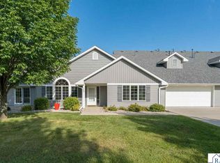 749 Grayhawk Cir, Mankato, MN 56001