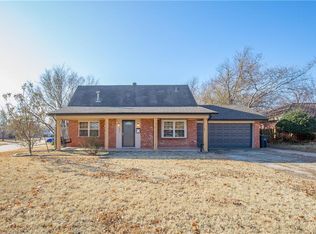 1801 Bellaire Cir, Moore, OK 73160