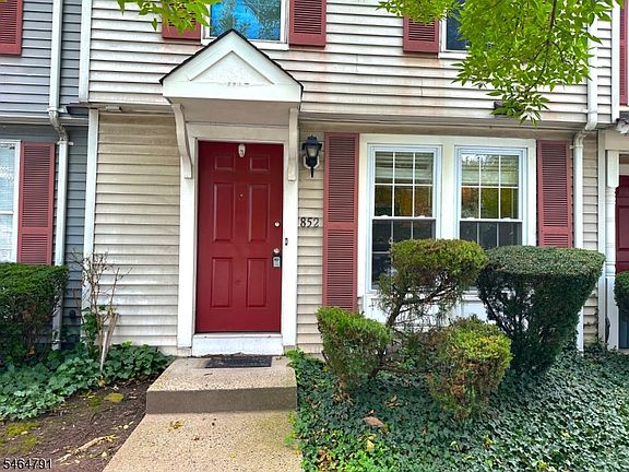 2nd image of 852 Valley St
