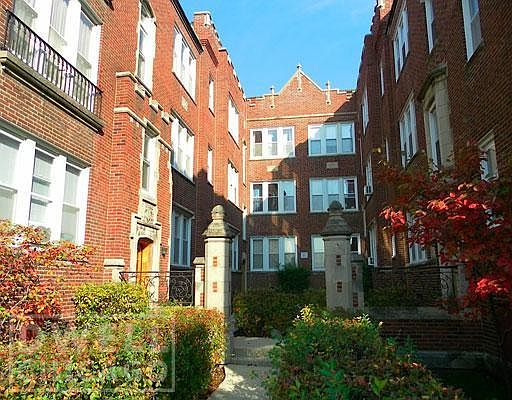 1st image of 3001 N Whipple St
