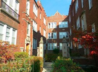 3001 N Whipple St, Chicago, IL 60618