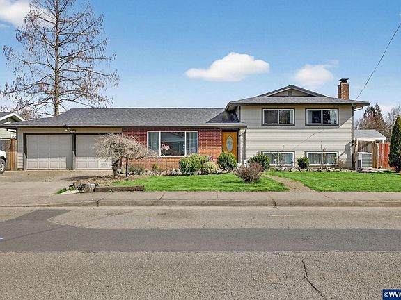 2nd image of 4274 5th St