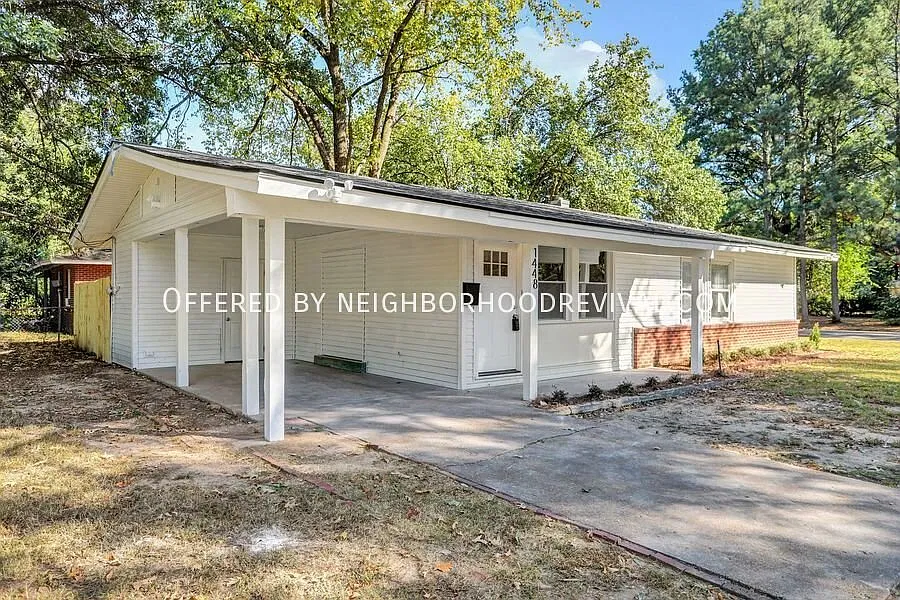 Comfortable 3-Bedroom Brick Ranch in Park Acres, Memphis 38111 — Photo 2