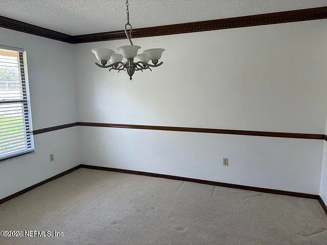 2295 Foxwood Dr — Photo 7
