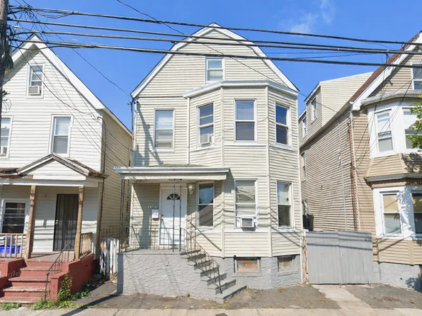 639 S 10th St Floor 3, Newark, NJ 07108