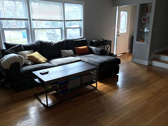 4th image of 551 Broadview Ave